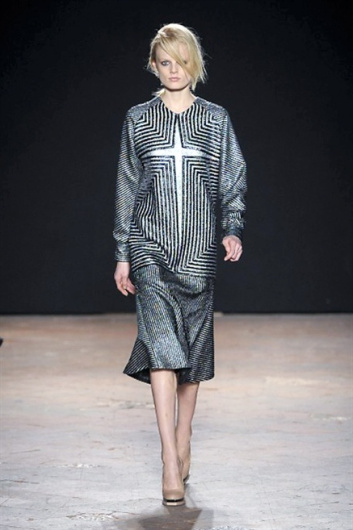 Fotoservizio/FW 2013-2014/WOMEN/MARCO DE VINCENZO/DP1/39