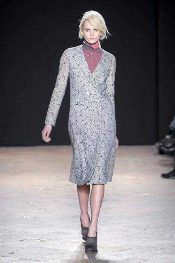 Fotoservizio/FW 2013-2014/WOMEN/MARCO DE VINCENZO/DP1/3