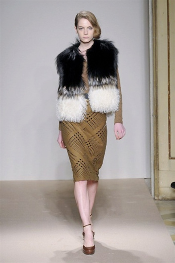 Fotoservizio/FW 2013-2014/WOMEN/MAURIZIO PECORARO/DP1/19