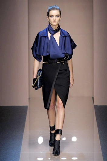 Fotoservizio/FW 2013-2014/WOMEN/GIANFRANCO FERRE'/DP1/17
