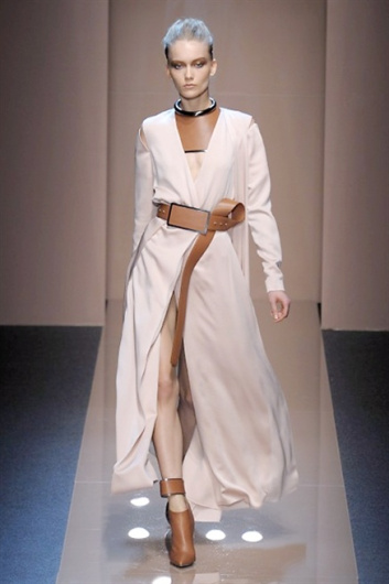Fotoservizio/FW 2013-2014/WOMEN/GIANFRANCO FERRE'/DP1/22