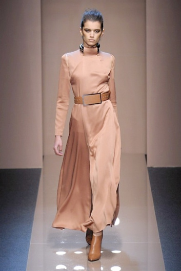 Fotoservizio/FW 2013-2014/WOMEN/GIANFRANCO FERRE'/DP1/25