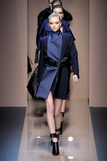 Fotoservizio/FW 2013-2014/WOMEN/GIANFRANCO FERRE'/DP1/38
