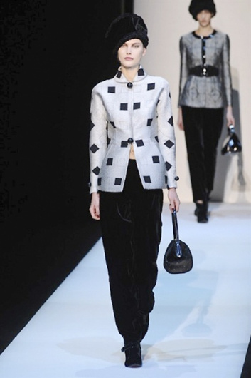 Fotoservizio/FW 2013-2014/WOMEN/GIORGIO ARMANI/DP1/0