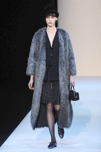 Fotoservizio/FW 2013-2014/WOMEN/GIORGIO ARMANI/DP1/7
