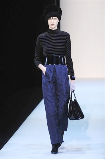 Fotoservizio/FW 2013-2014/WOMEN/GIORGIO ARMANI/DP1/17