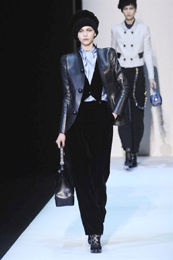 Fotoservizio/FW 2013-2014/WOMEN/GIORGIO ARMANI/DP1/18