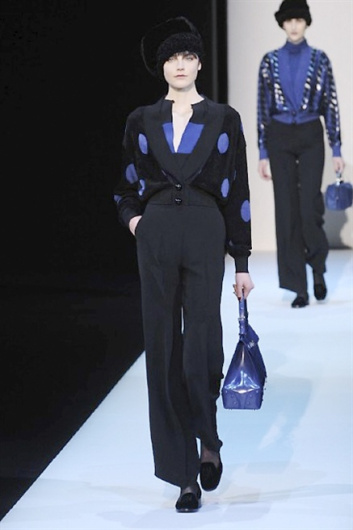 Fotoservizio/FW 2013-2014/WOMEN/GIORGIO ARMANI/DP1/25