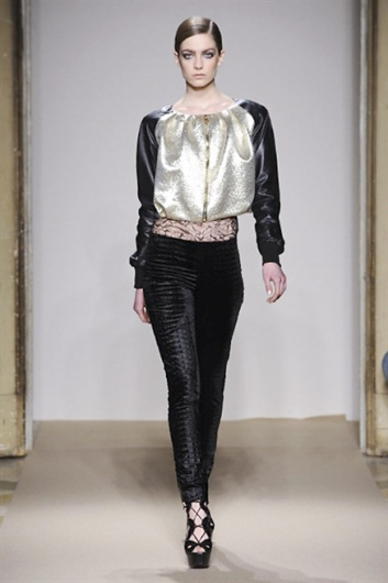 Fotoservizio/FW 2013-2014/WOMEN/CRISTIANO BURANI/DP1/14