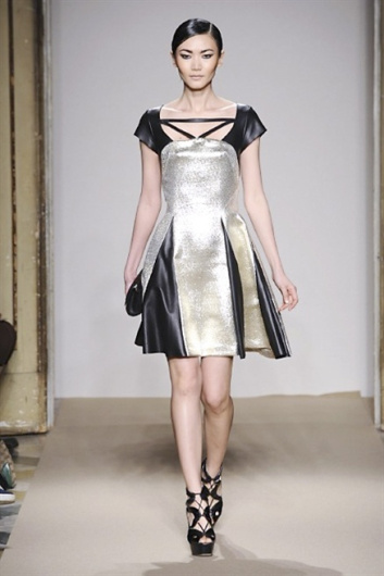Fotoservizio/FW 2013-2014/WOMEN/CRISTIANO BURANI/DP1/15