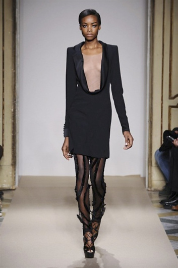Fotoservizio/FW 2013-2014/WOMEN/CRISTIANO BURANI/DP1/16
