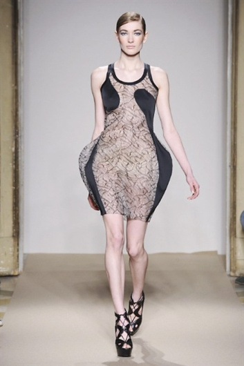 Fotoservizio/FW 2013-2014/WOMEN/CRISTIANO BURANI/DP1/21