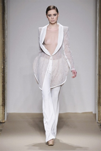 Fotoservizio/FW 2013-2014/WOMEN/CRISTIANO BURANI/DP1/23