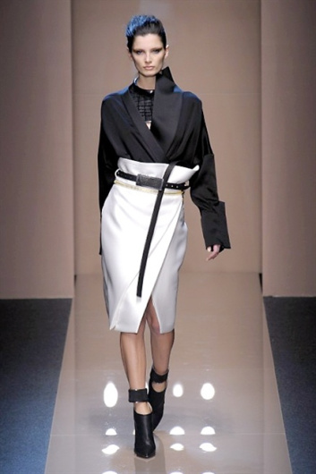 Fotoservizio/FW 2013-2014/WOMEN/GIANFRANCO FERRE'/DP1/4