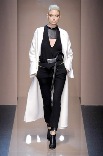 Fotoservizio/FW 2013-2014/WOMEN/GIANFRANCO FERRE'/DP1/8