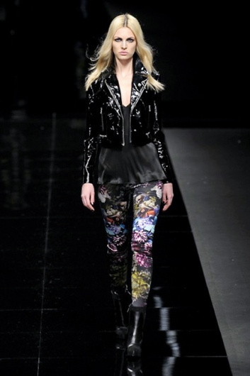 Fotoservizio/FW 2013-2014/WOMEN/JOHN RICHMOND/DP1/33