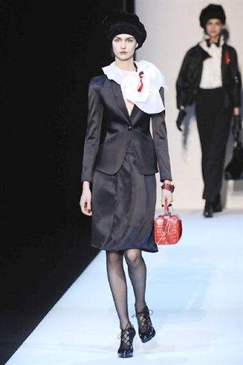 Fotoservizio/FW 2013-2014/WOMEN/GIORGIO ARMANI/DP1/39