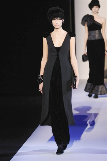 Fotoservizio/FW 2013-2014/WOMEN/GIORGIO ARMANI/DP1/53