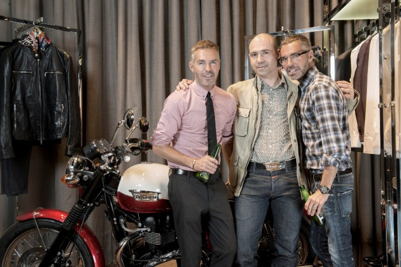 BIKER COUTURE INSIEME A DSQUARED2 E TRIUMPH MOTORCYCLES