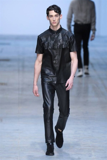 Fotoservizio/SS 2014/MEN/COSTUME NATIONAL HOMME/DP1/8