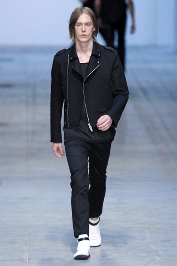 Fotoservizio/SS 2014/MEN/COSTUME NATIONAL HOMME/DP1/10