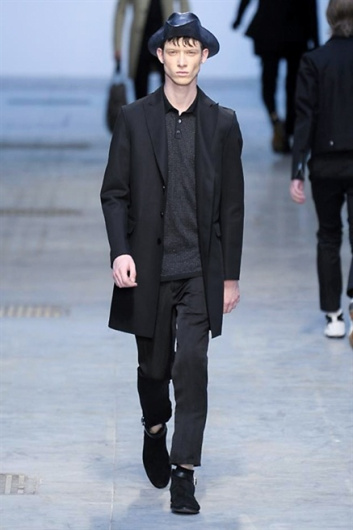 Fotoservizio/SS 2014/MEN/COSTUME NATIONAL HOMME/DP1/11