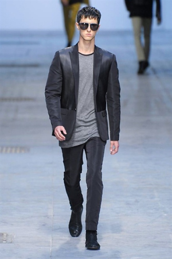 Fotoservizio/SS 2014/MEN/COSTUME NATIONAL HOMME/DP1/17