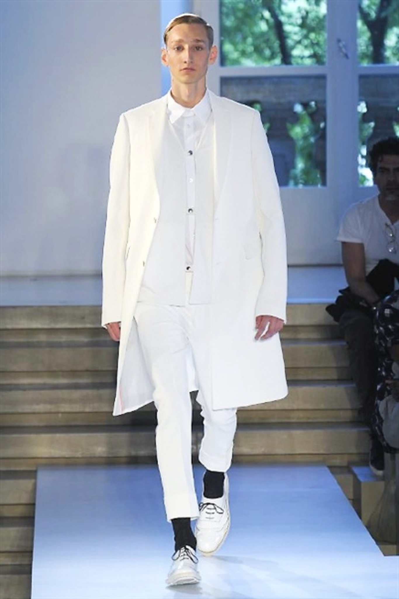 JIL SANDER VA OLTRE IL BIANCO