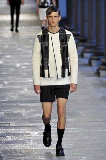 Fotoservizio/SS 2014/MEN/NEIL BARRETT/DP1/8