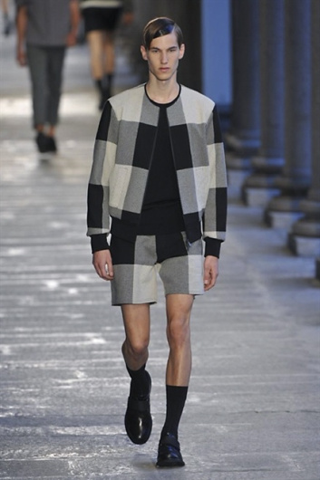 Fotoservizio/SS 2014/MEN/NEIL BARRETT/DP1/12