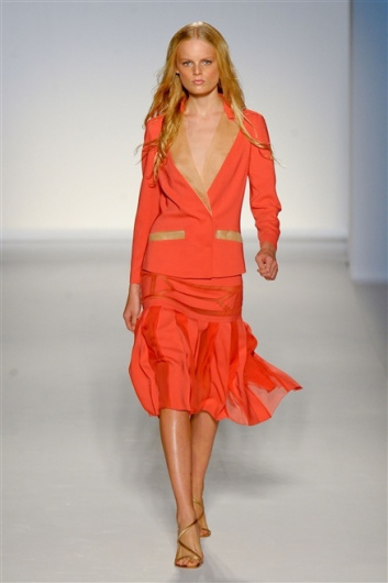 Fotoservizio/SS 2012/WOMEN/ALBERTA FERRETTI/9