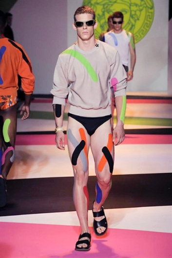 Fotoservizio/SS 2014/MEN/VERSACE/DP1/25