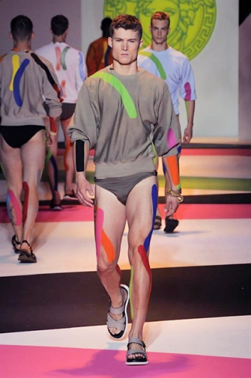 Fotoservizio/SS 2014/MEN/VERSACE/DP1/27