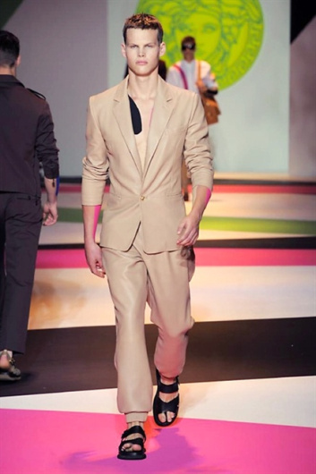 Fotoservizio/SS 2014/MEN/VERSACE/DP1/32