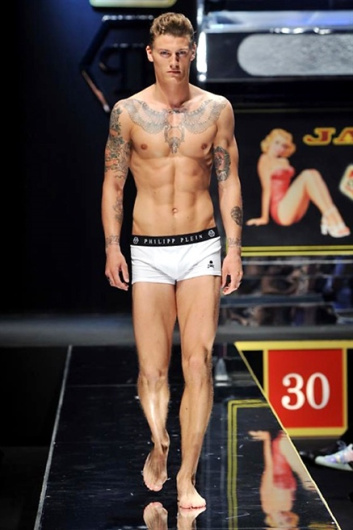 Fotoservizio/SS 2014/MEN/PHILIPP PLEIN/DP1/16