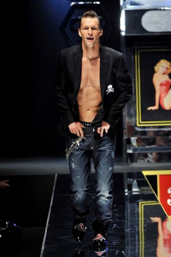 Fotoservizio/SS 2014/MEN/PHILIPP PLEIN/DP1/24
