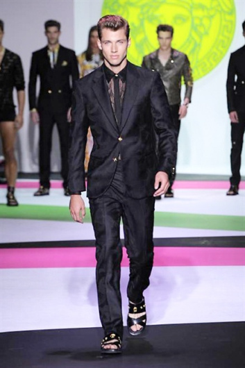 Fotoservizio/SS 2014/MEN/VERSACE/DP1/0
