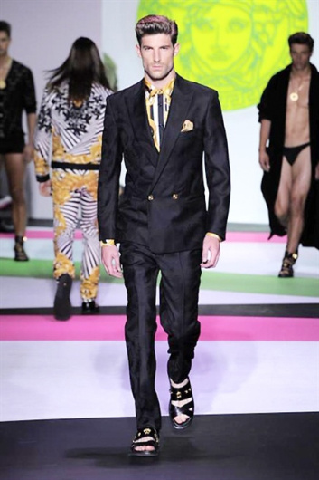 Fotoservizio/SS 2014/MEN/VERSACE/DP1/4