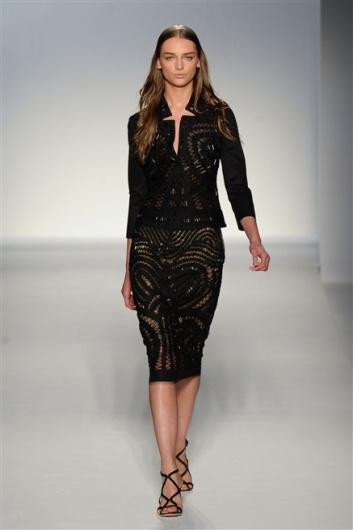 Fotoservizio/SS 2012/WOMEN/ALBERTA FERRETTI/36