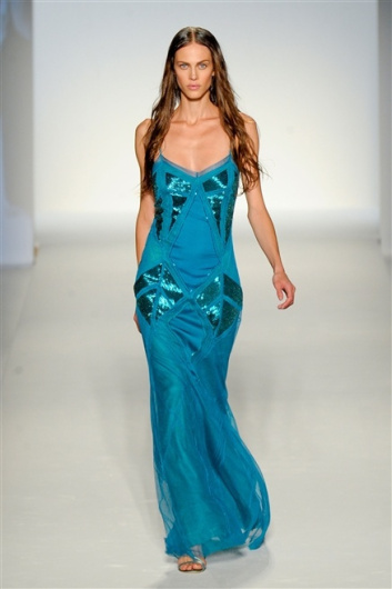 Fotoservizio/SS 2012/WOMEN/ALBERTA FERRETTI/39