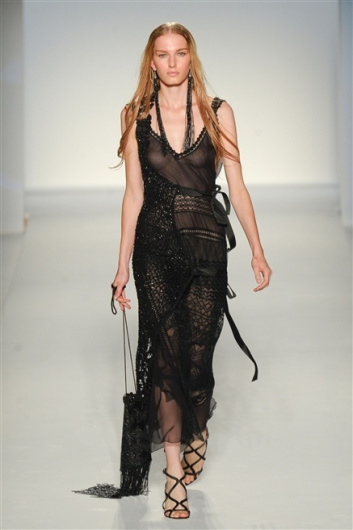 Fotoservizio/SS 2012/WOMEN/ALBERTA FERRETTI/41