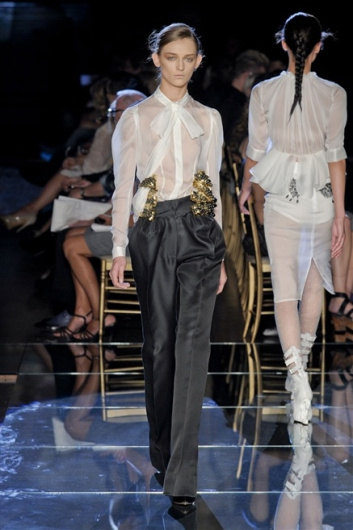 Fotoservizio/SS 2012/WOMEN/FRANCESCO SCOGNAMIGLIO/12