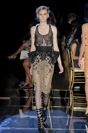 Fotoservizio/SS 2012/WOMEN/FRANCESCO SCOGNAMIGLIO/6