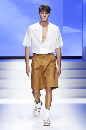 Fotoservizio/SS 2014/MEN/SALVATORE FERRAGAMO/DP1/3