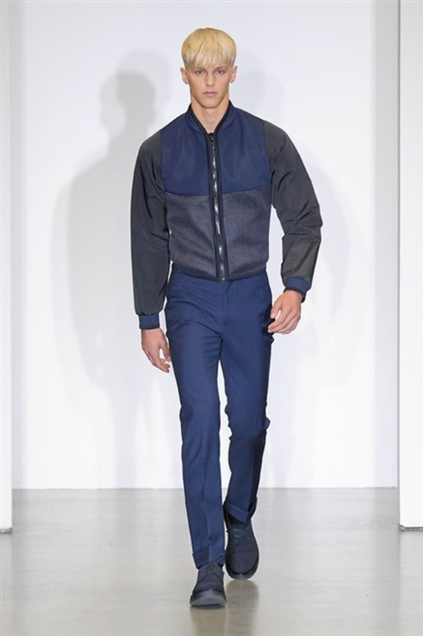 CALVIN KLEIN, IL CIELO IN UNA T-SHIRT