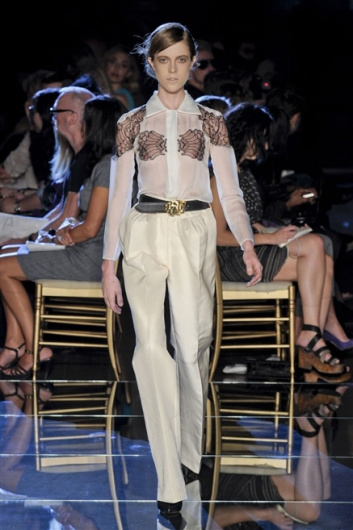 Fotoservizio/SS 2012/WOMEN/FRANCESCO SCOGNAMIGLIO/15