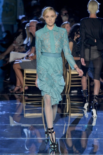 Fotoservizio/SS 2012/WOMEN/FRANCESCO SCOGNAMIGLIO/16