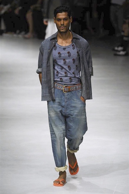 Fotoservizio/SS 2014/MEN/VIVIENNE WESTWOOD/DP1/34