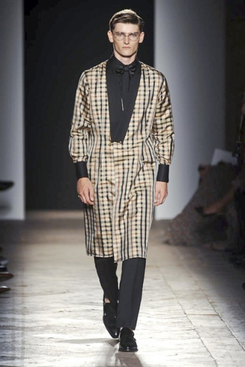 Fotoservizio/SS 2014/MEN/DAKS/DP1/24