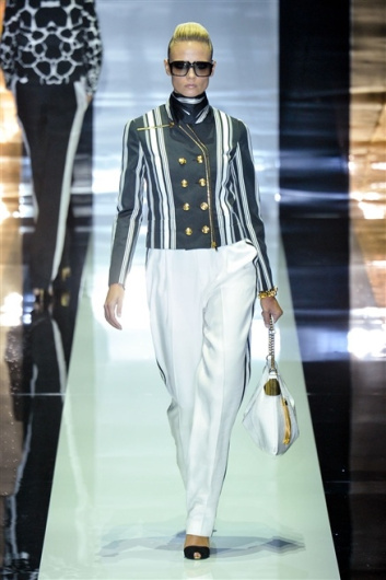 Fotoservizio/SS 2012/WOMEN/GUCCI/22